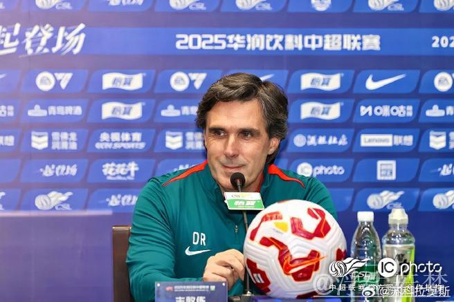 官方:酒祖杜康主帅拉莫斯荣膺年度最佳教练 官方:酒祖杜康主帅拉莫斯荣膺年度最佳教练